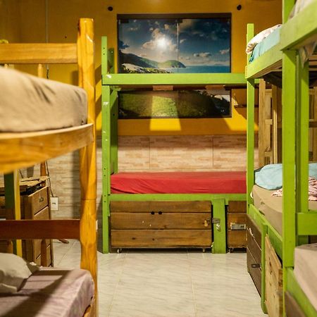 Guarda Encantada Surf Hostel Palhoça Eksteriør billede